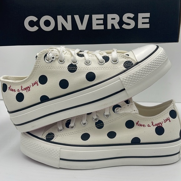 Converse WMNS Polka Dot Platform Sneakers A10689C CTAS LIFT OX
EGRET/BLACK/DAYS - Picture 15 of 16